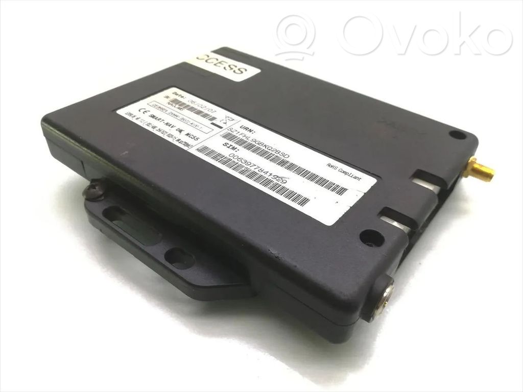 Hyundai Santa Fe GPS navigation control unit/module 