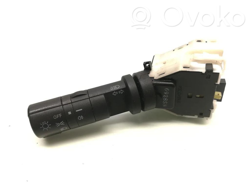 Nissan Qashqai Indicator stalk 