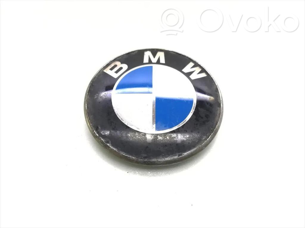 BMW 3 E90 E91 Modelio raidės 