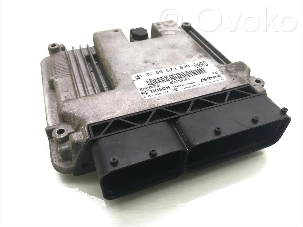 Opel Insignia A Engine control unit/module 