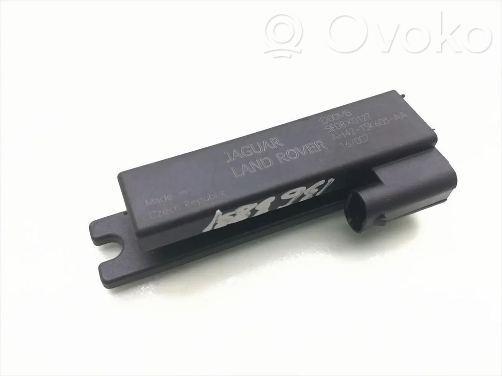 Jaguar XF Antenne intérieure accès confort 