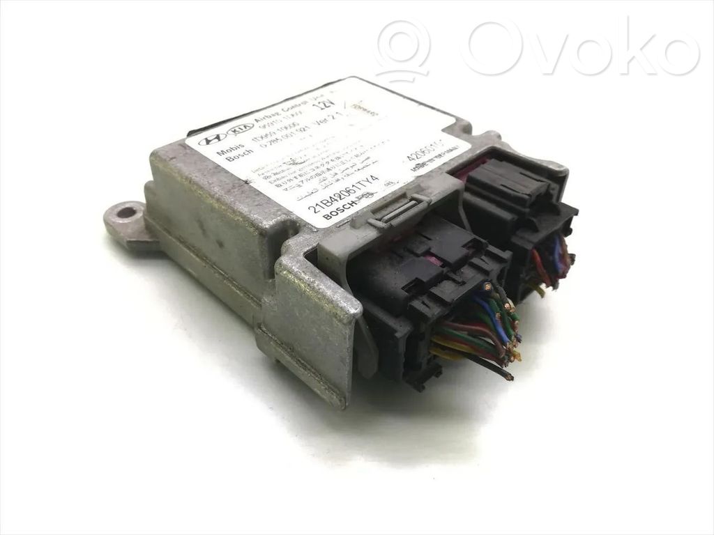 KIA Carens I Airbag control unit/module 