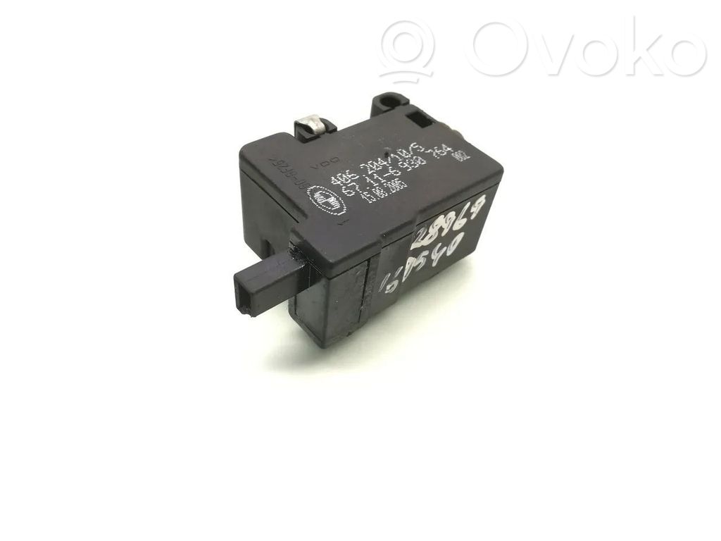 BMW 3 E90 E91 Fuel tank cap lock motor 
