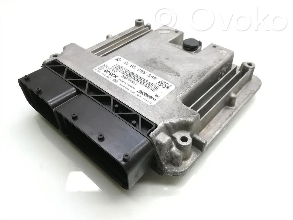 Opel Insignia A Engine control unit/module 
