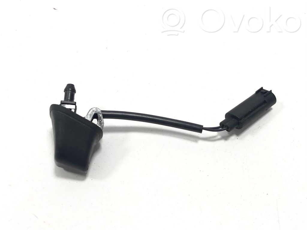 BMW 3 E90 E91 Windshield washer spray nozzle 