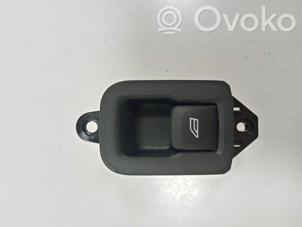 Volvo XC60 Electric window control switch 