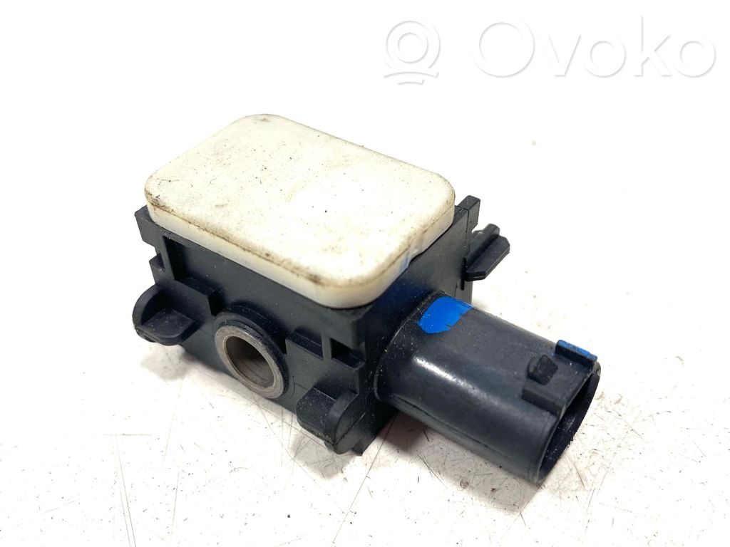 Mercedes-Benz ML W164 Airbag deployment crash/impact sensor 