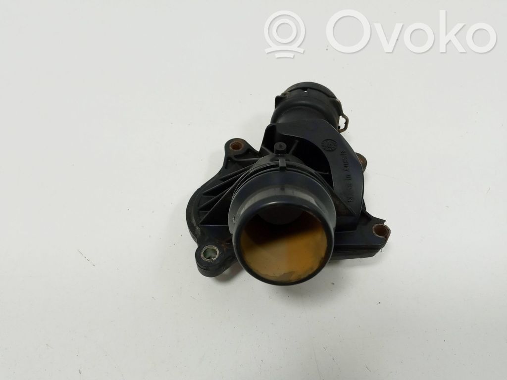 BMW 5 E60 E61 Termostatas/ termostato korpusas 