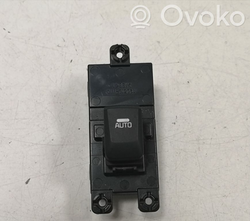 KIA Ceed Electric window control switch 