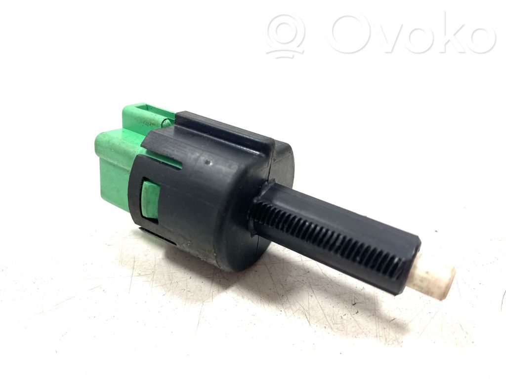Mitsubishi Outlander Brake pedal sensor switch 