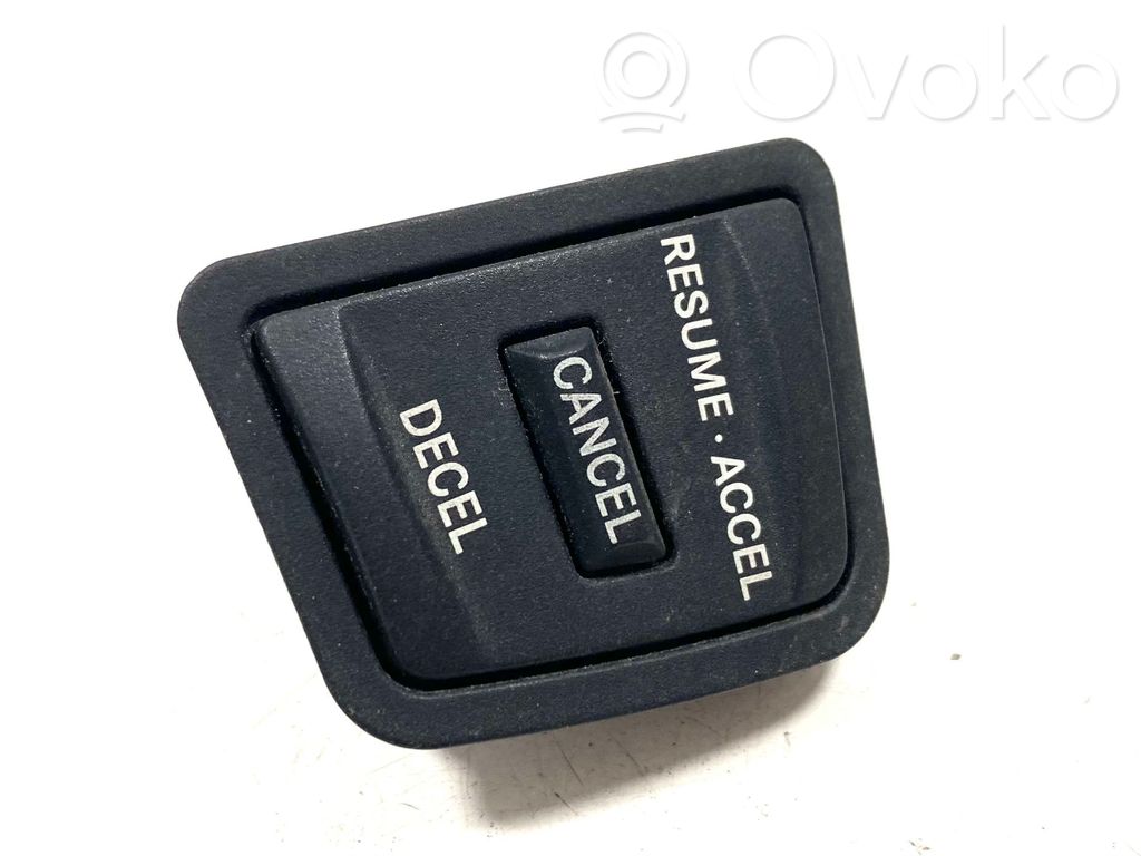 Jeep Grand Cherokee (WK) Steering wheel buttons/switches 
