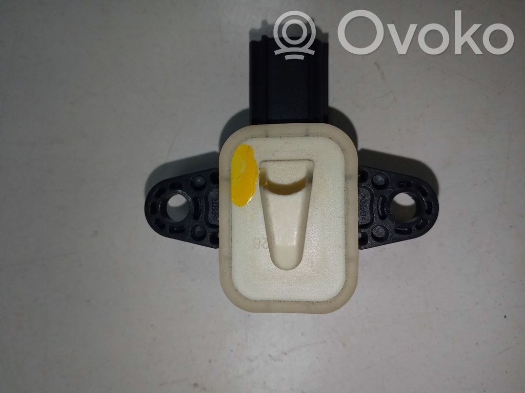 Volvo XC60 Airbagsensor Crashsensor Drucksensor 
