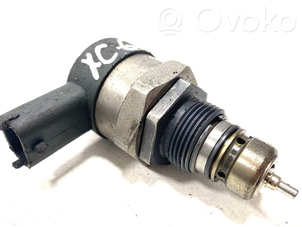 Volvo XC60 Régulateur de pression de carburant 