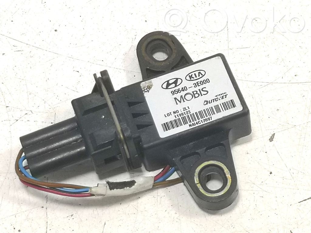 KIA Sorento ESP acceleration yaw rate sensor 