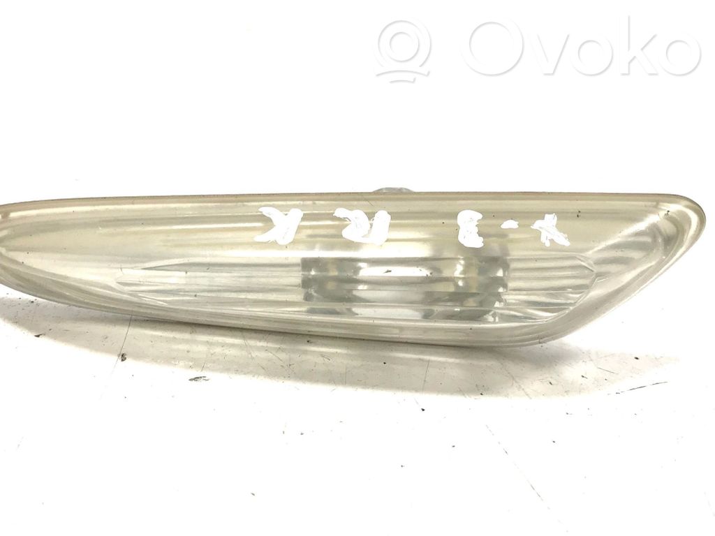 BMW X3 E83 Front fender indicator light 