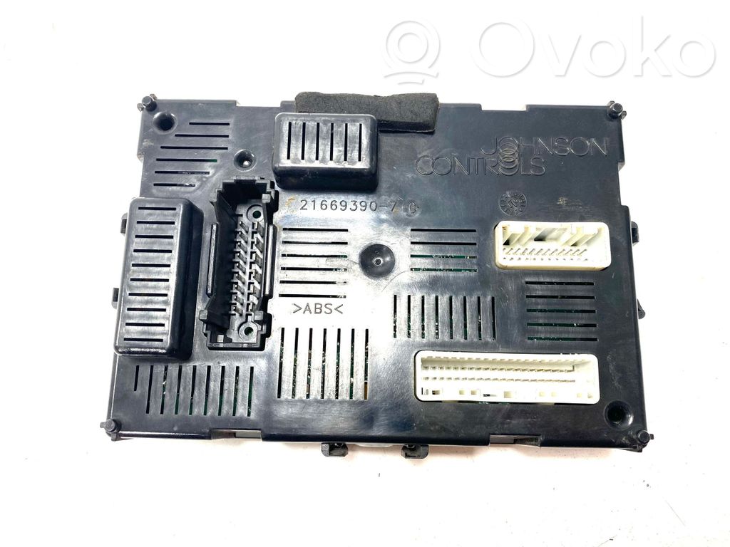 Nissan Micra Comfort/convenience module 
