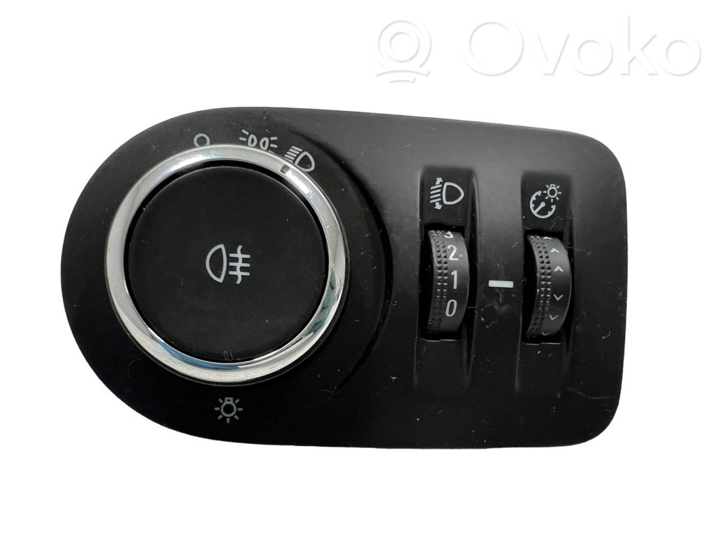 Opel Corsa E Light switch 