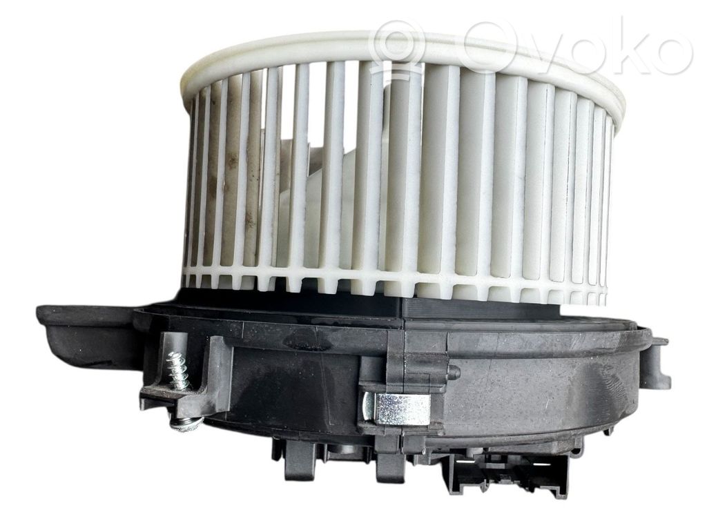 Opel Astra K Mazā radiatora ventilators 