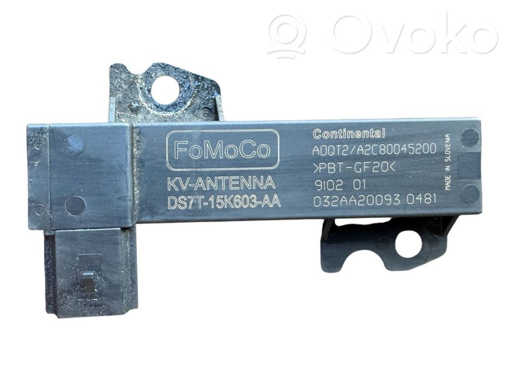 Ford Escape IV Antenos stiprintuvas 