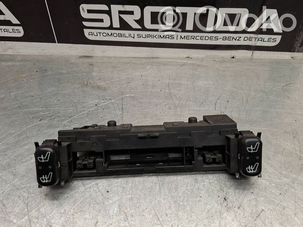 Mercedes-Benz E W210 Seat heating switch 