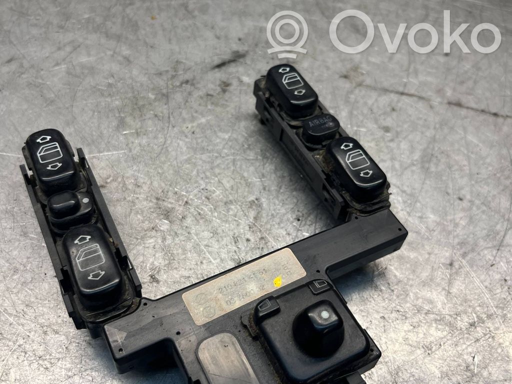 Mercedes-Benz E W210 Electric window control switch 