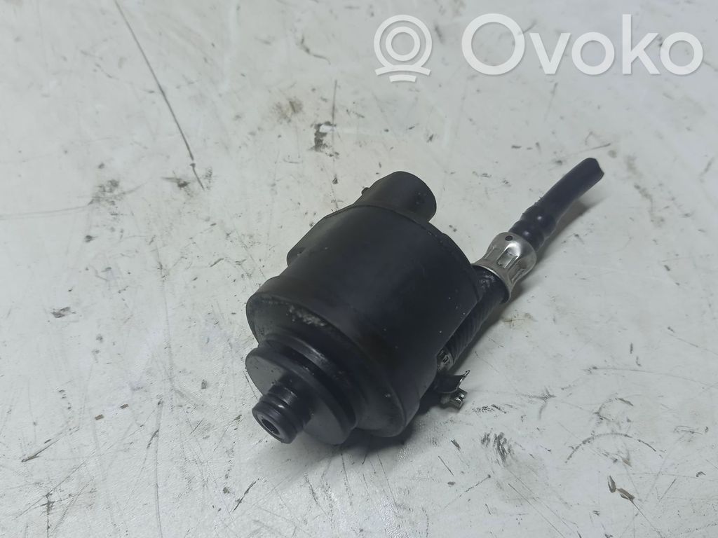 BMW 5 F10 F11 Fuel filter heater 