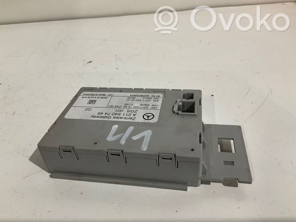 Mercedes-Benz E W211 Gateway control module 
