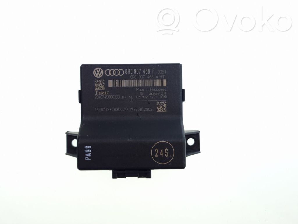 Audi A4 S4 B8 8K Gateway control module 