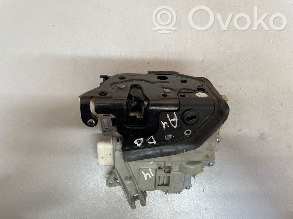 Audi A5 8T 8F Takaoven lukko 