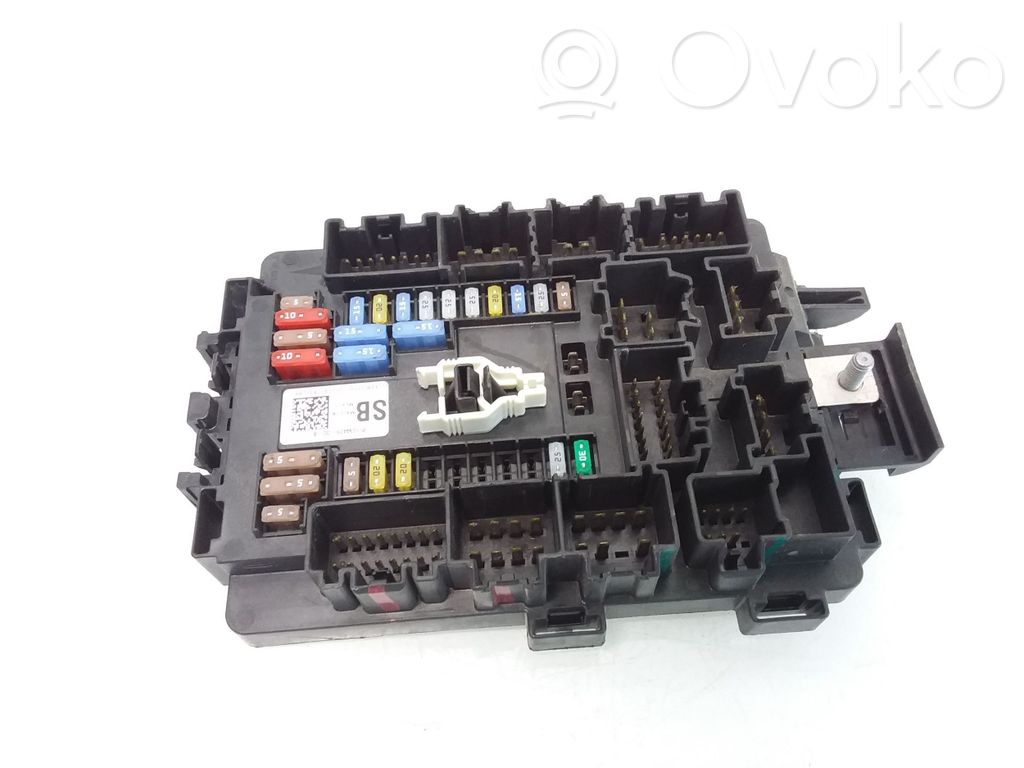 Tesla Model S Fuse module 