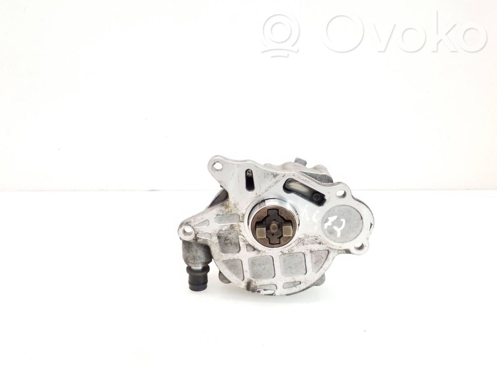 Volkswagen Transporter - Caravelle T5 Vacuum pump 