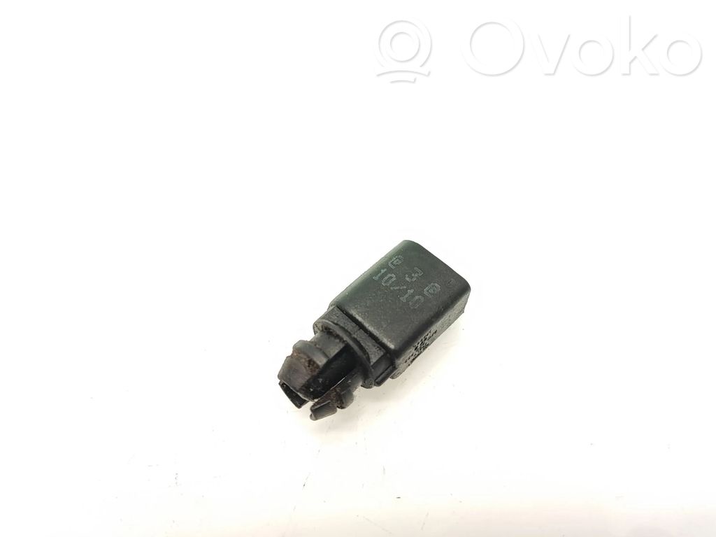 Skoda Octavia Mk2 (1Z) Sensor de temperatura interna/externa 