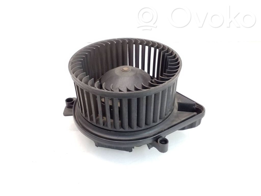 Audi A4 S4 B7 8E 8H Mazā radiatora ventilators 