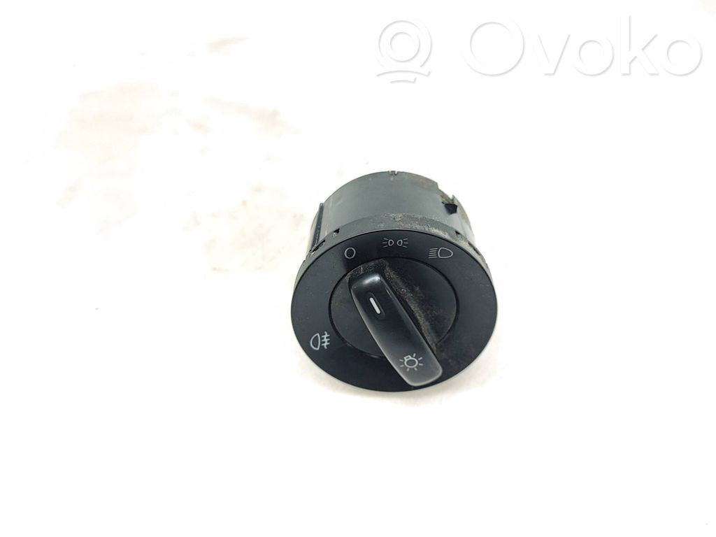 Volkswagen Caddy Light switch 