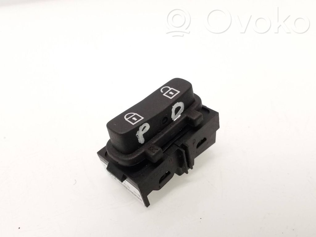 Volvo XC60 Central locking switch button 