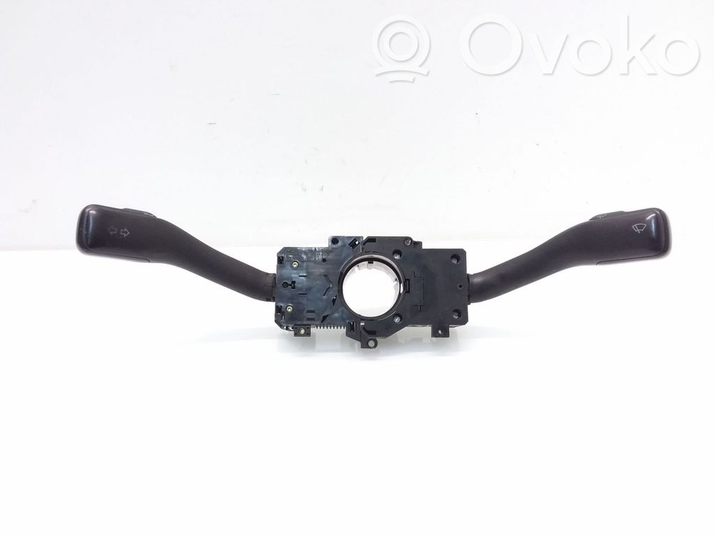 Volkswagen PASSAT B5 Wiper turn signal indicator stalk/switch 