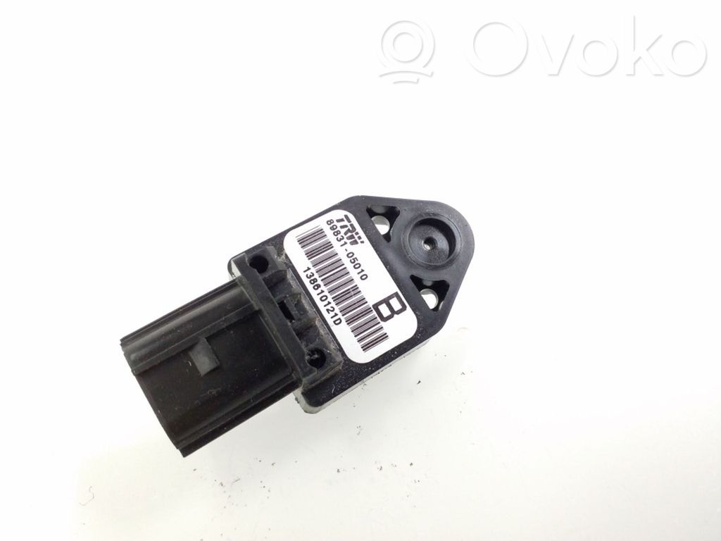 Toyota Corolla Verso AR10 Airbagsensor Crashsensor Drucksensor 