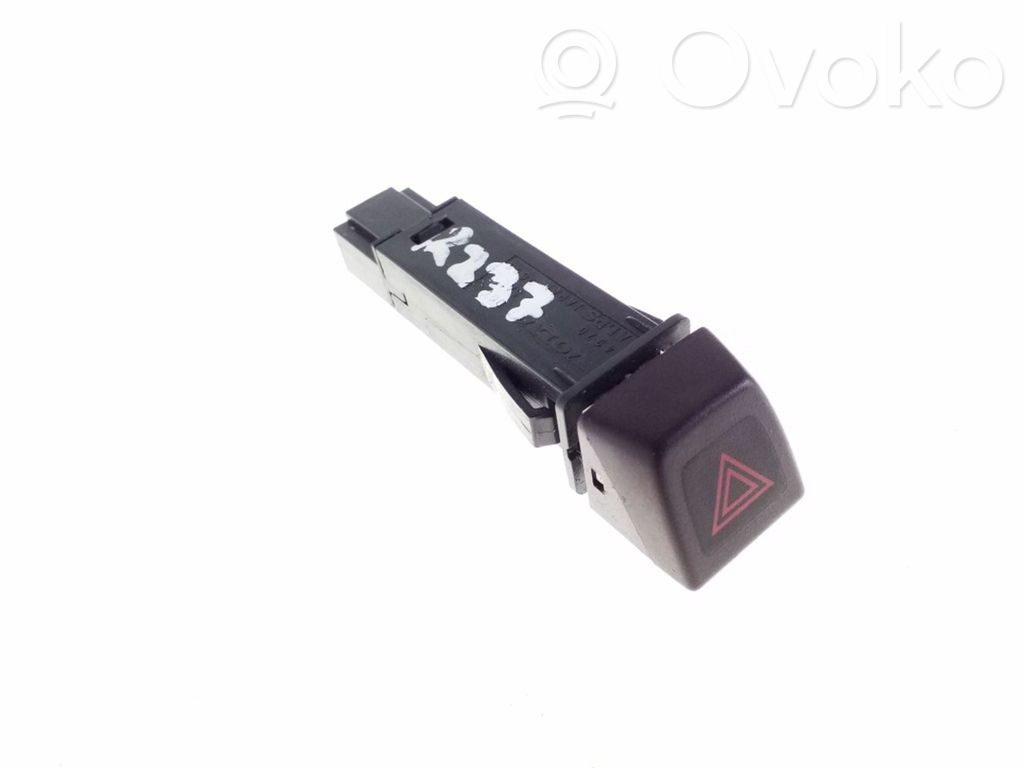 Volvo V50 Hazard light switch 