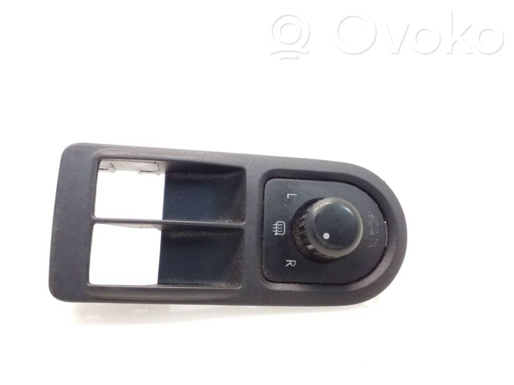 Volkswagen Transporter - Caravelle T5 Wing mirror switch 