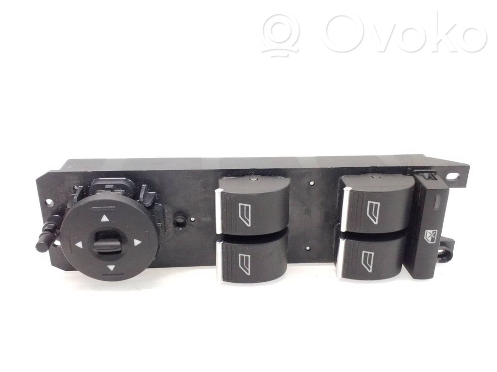 Ford Kuga II Electric window control switch 