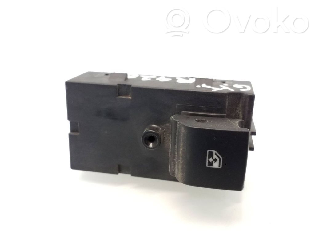 Opel Zafira C Electric window control switch 