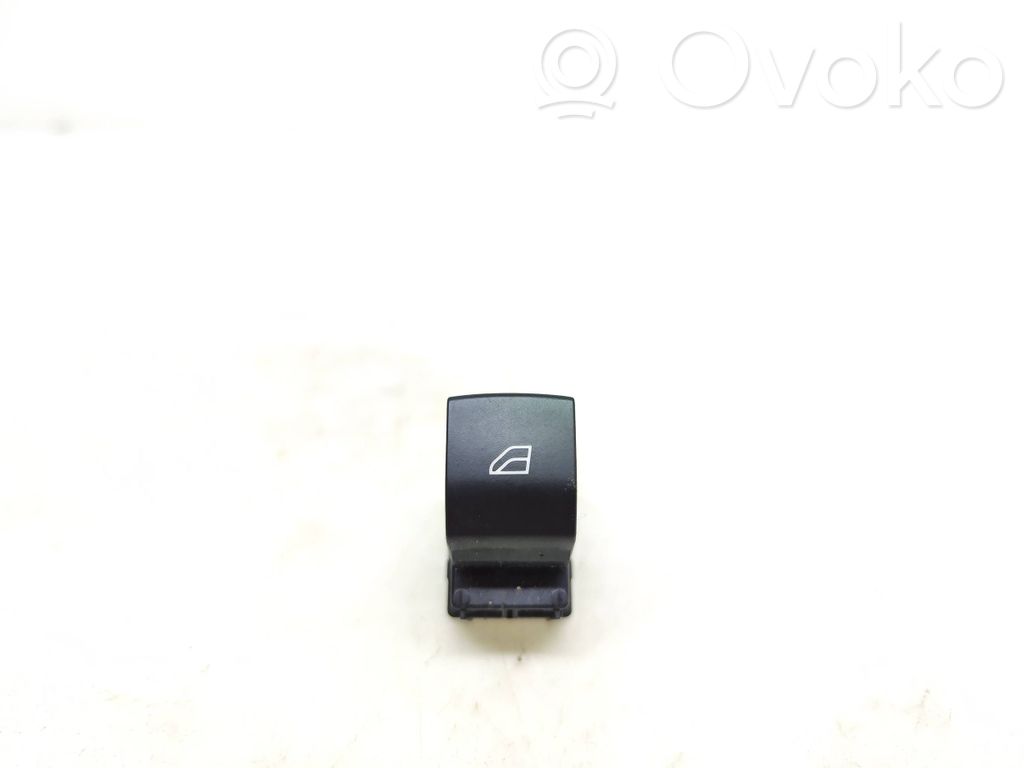 Volvo XC40 Electric window control switch 