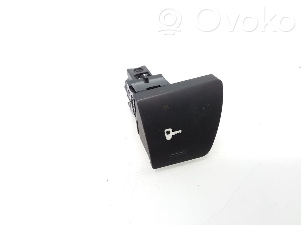 Peugeot 307 Central locking switch button 