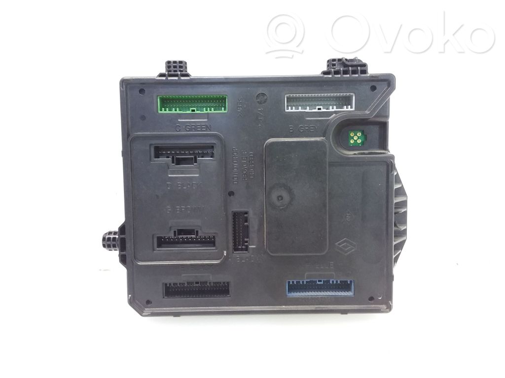 Renault Megane III Comfort/convenience module 