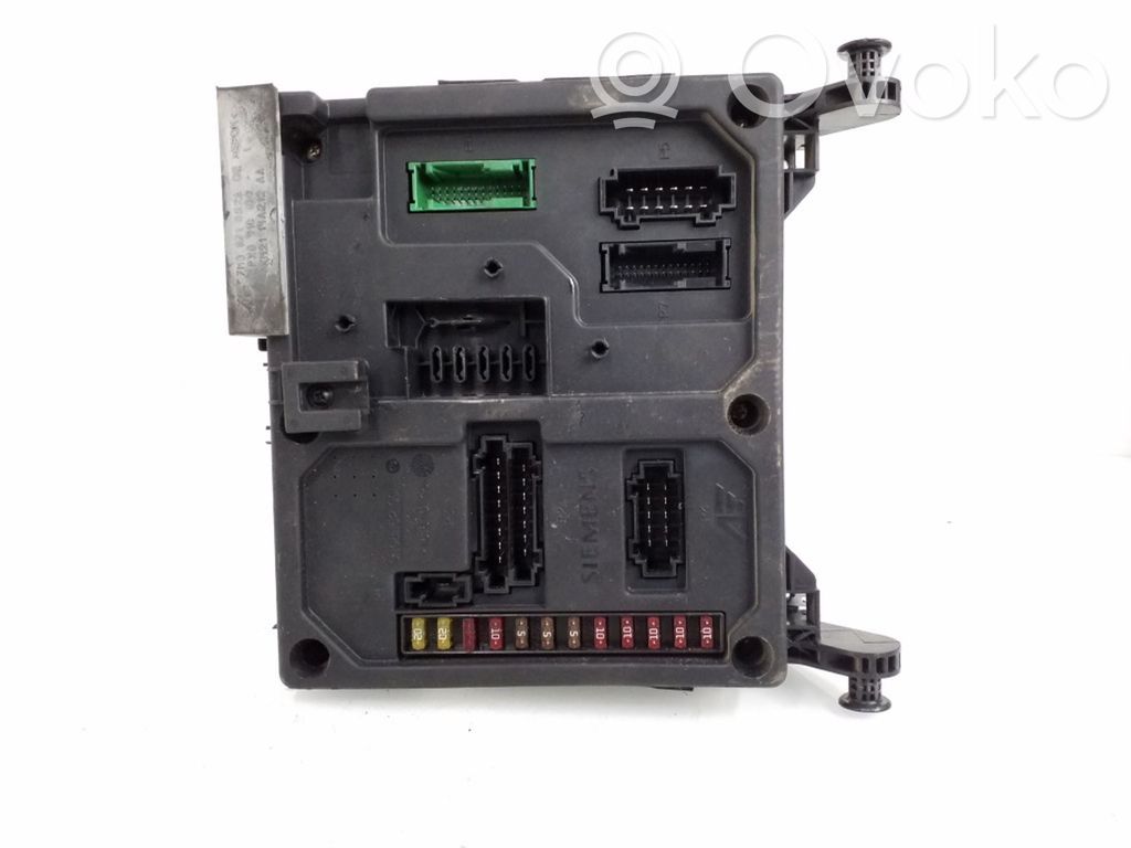 Seat Alhambra (Mk1) Fuse module 