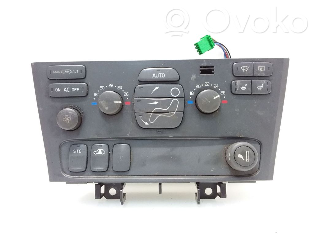 Volvo V70 Climate control unit 