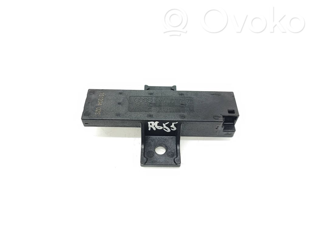 Audi A4 S4 B9 Keyless (KESSY) go control unit/module 