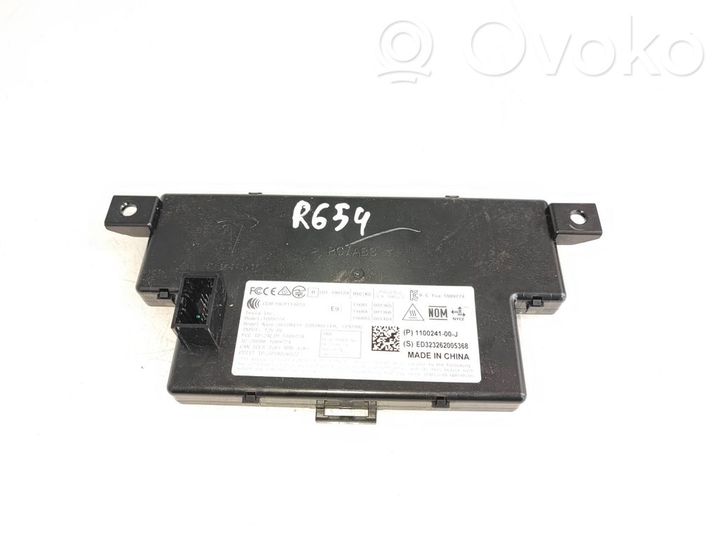 Tesla Model Y Door central lock control unit/module 