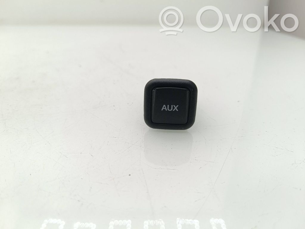 Gniazdo / Złącze AUX   4G0035474,AU8991,Z62901