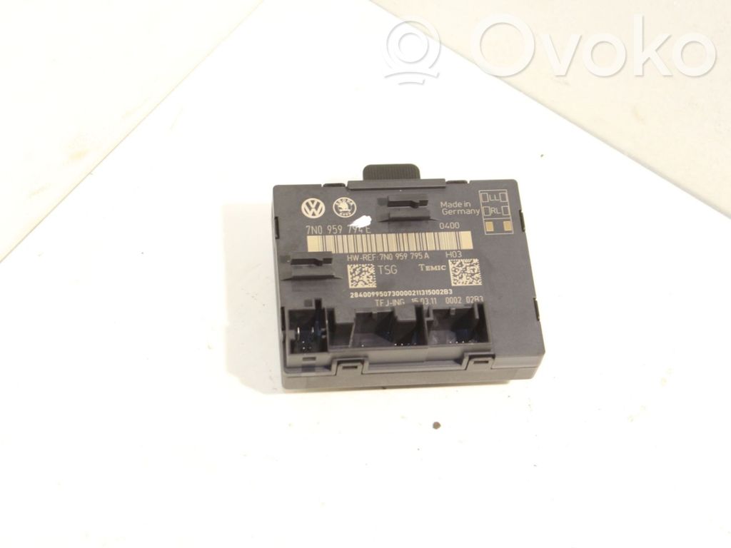 Seat Alhambra (Mk2) Door control unit/module 